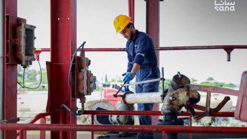 Syria’s Energy Ministry Reinstates Thousands of Dismissed Workers