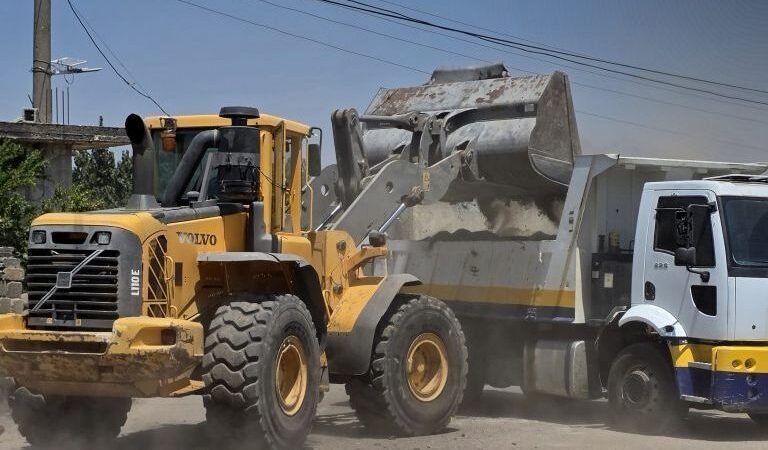 Civil Defense Clears Roads in Al-Rafid, Quneitra