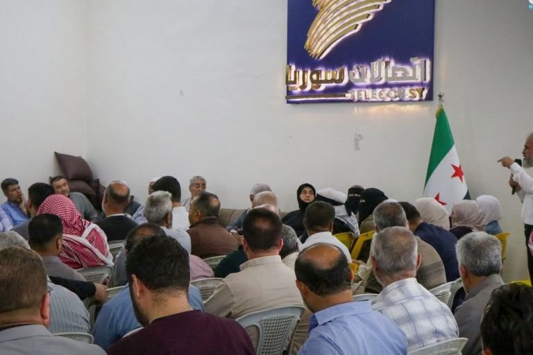 Maarat al-Nuuman Officials Hold Dialogue Session on Development Needs