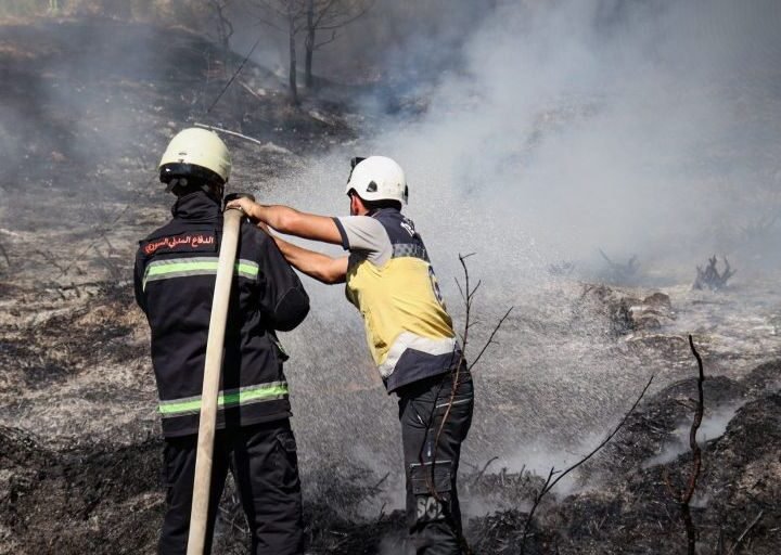 Firefighters Extinguish Forest Fire in Qudsya, Rif Dimashq