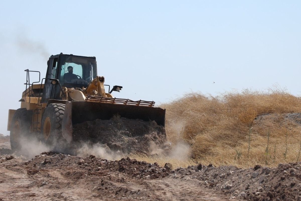 73% of Earthwork and Trench Filling Project Completed in North Aleppo