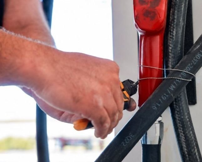 Four Fuel Stations Shut Down for Violations in Tartus