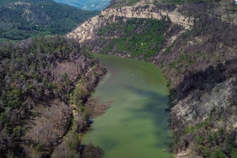 Temperatures Drop Across Syria With Rain Forecast for Coastal Regions