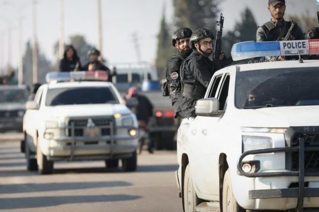 Internal Security Forces Arrest Espionage Cell Linked to Former Regime