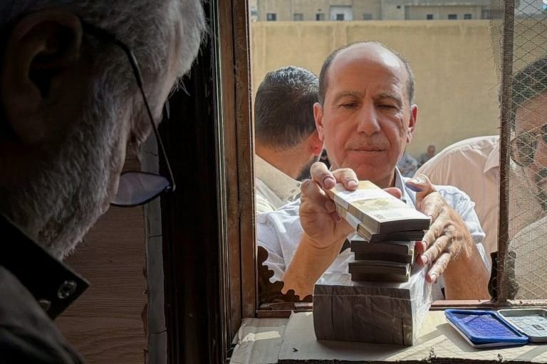 Raqqa Farmers Call for Immediate Payment for Wheat Deliveries