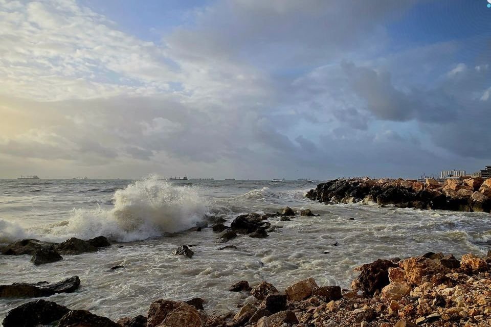 Temperature Drop and Thunderstorm Warnings Issued Across Syria