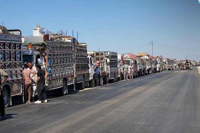 Third Group of Displaced Families Returns to Ras al-Ain